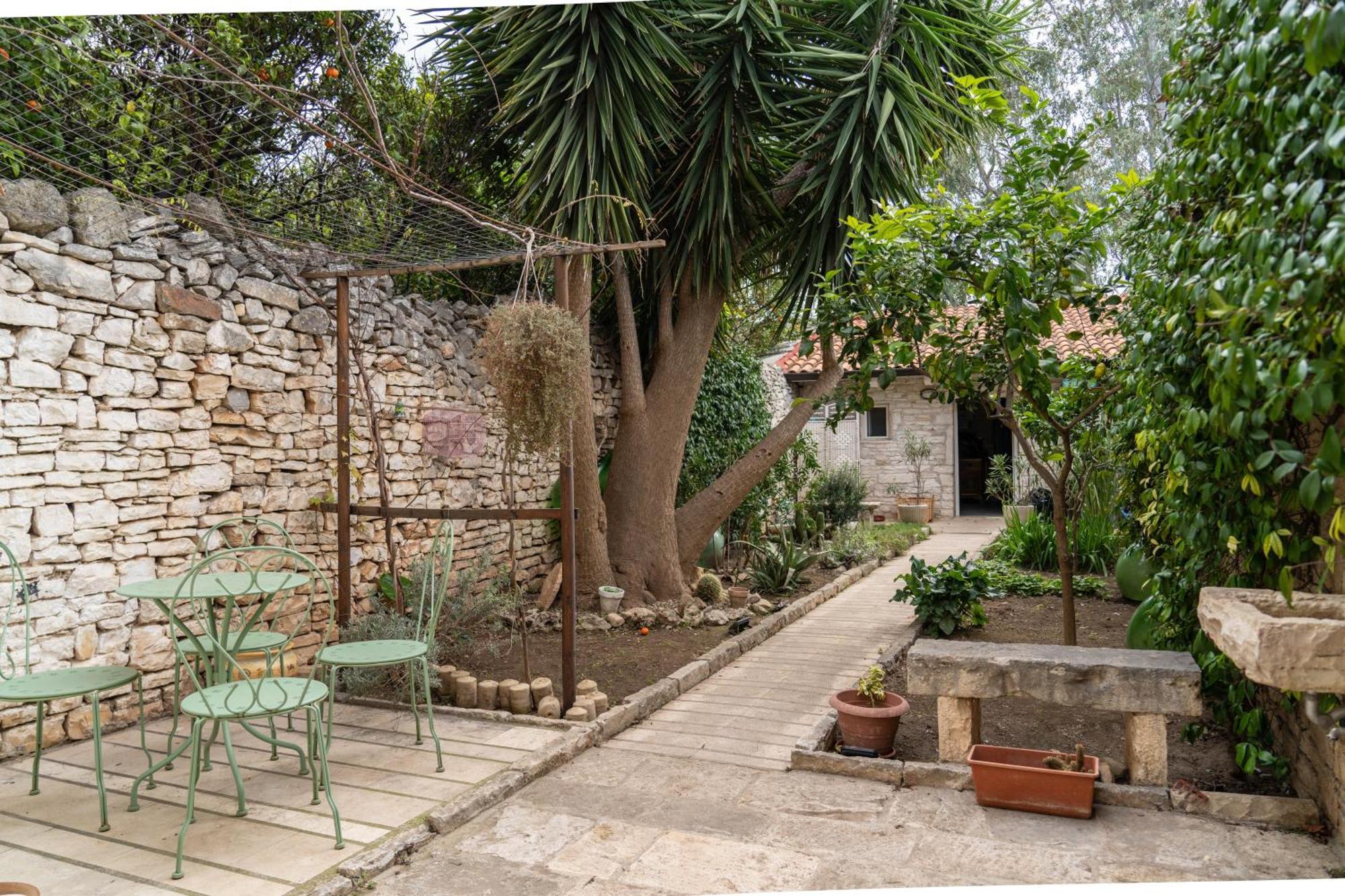 Casa Vacanze Alisei Terlizzi Exterior foto